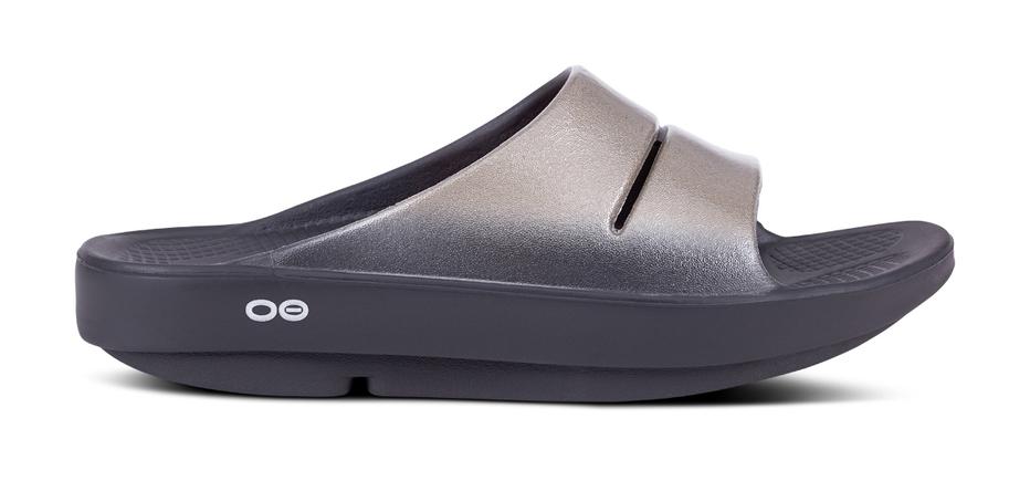 Oofos Women’s Ooahh Luxe Slides Latte