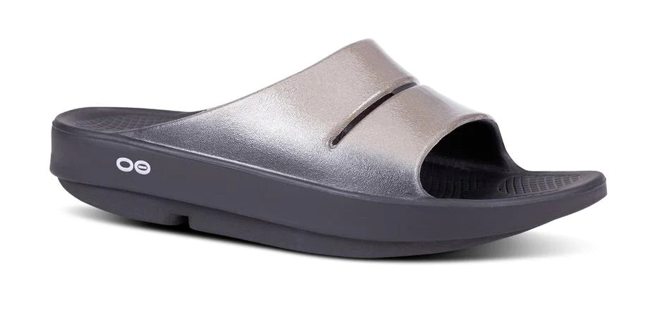 Oofos Women’s Ooahh Luxe Slides Latte