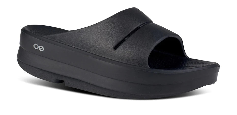 Oofos Women’s Oomega Ooah Slides Black