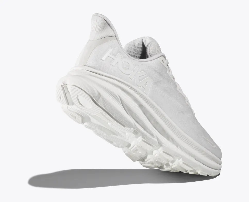 Hoka Women's Clifton 9 WW/H
