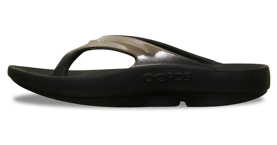 Oofos Women’s Oolala Luxe Thongs