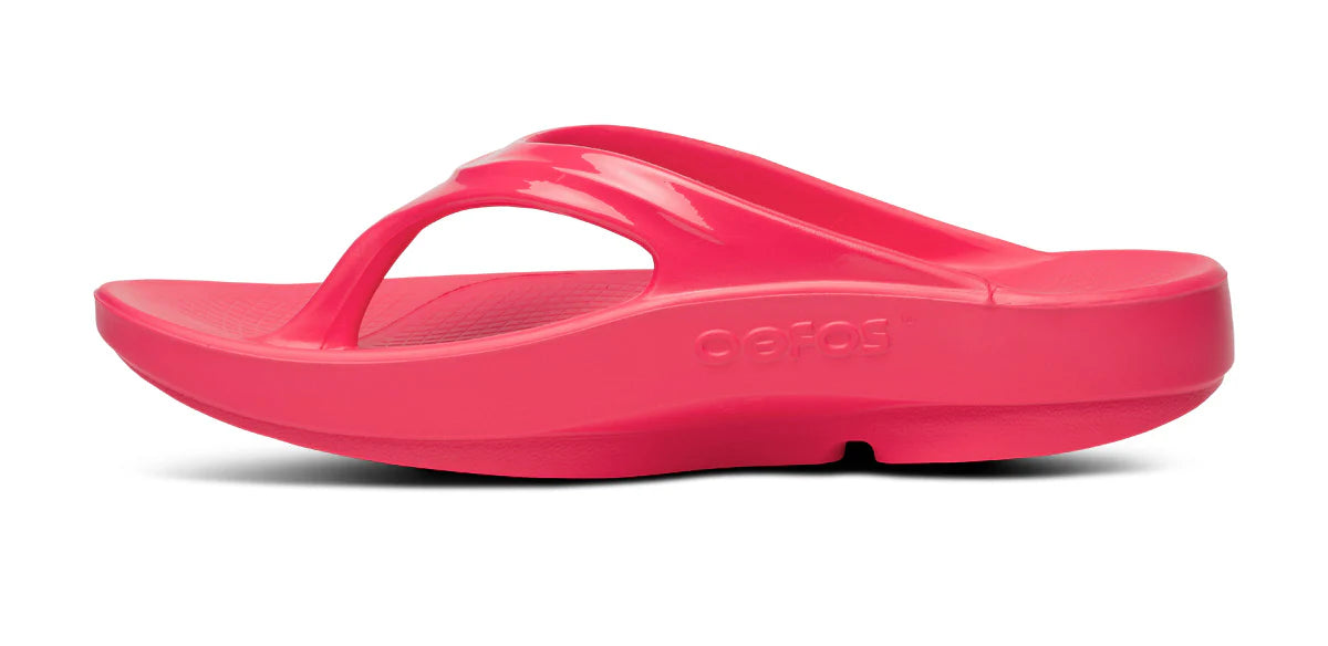 OOFOS Women's Oolala Flip Neon Berry
