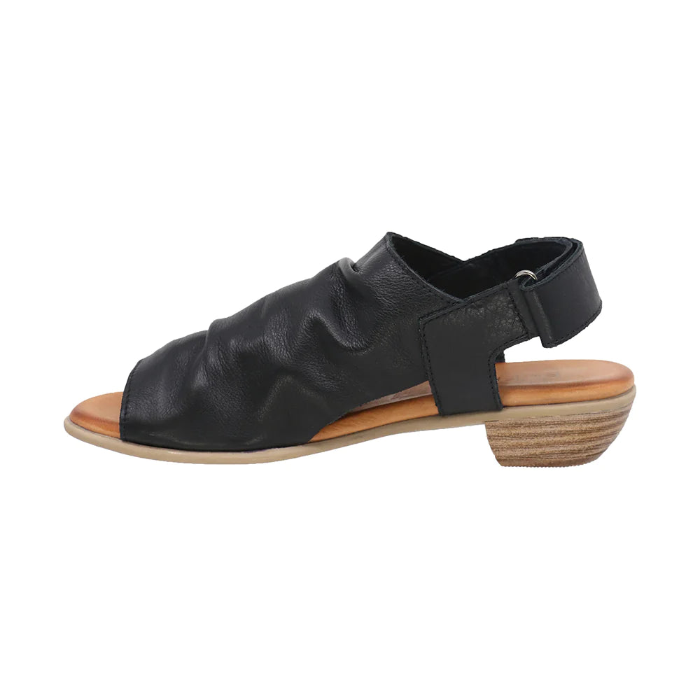 Everly Women's Vera Black