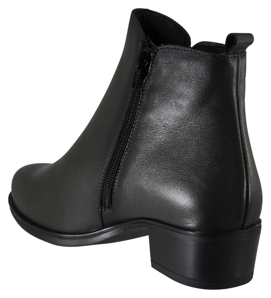 Pepe Menargues Women's Botin Velcro Black
