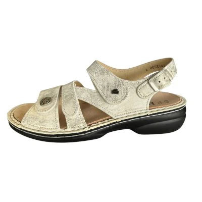 Finn Comfort Women's Gomera Everest Oro