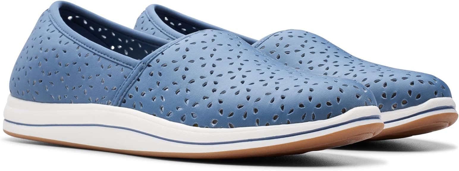 Clarks Women’s Breeze Emily Blue