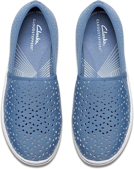 Clarks Women’s Breeze Emily Blue