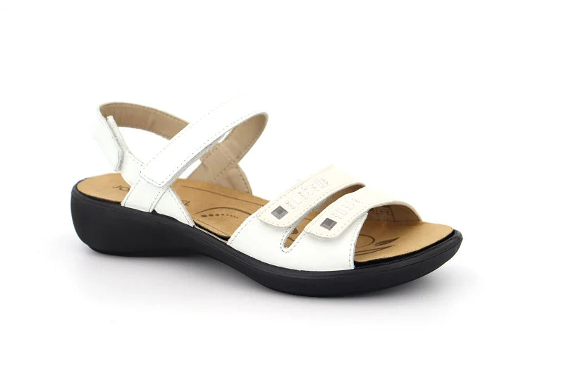 Josef Seibel Women’s Ibiza 86 Weiss