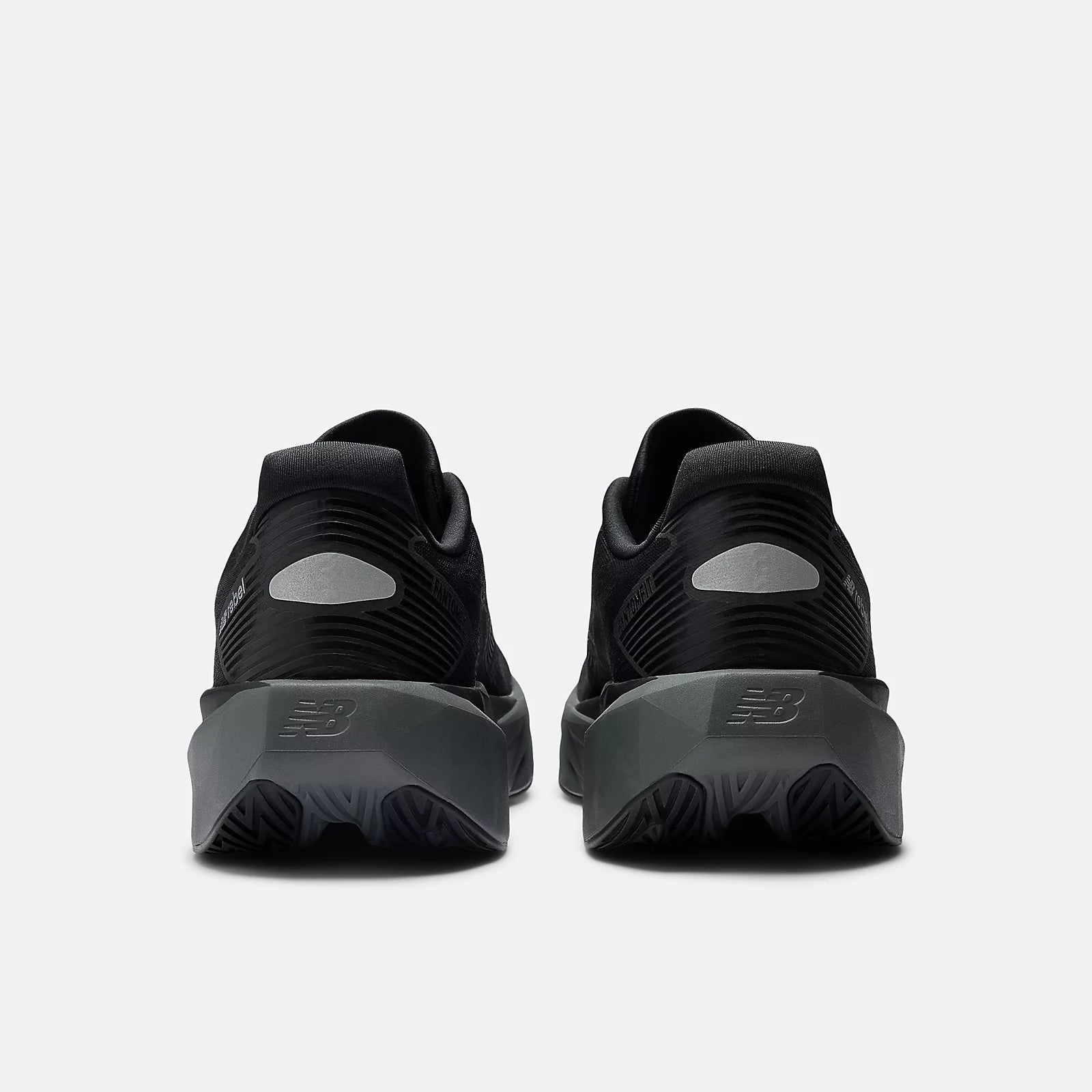 New Balance Men's FuelCell Rebel v5 Black/Grey