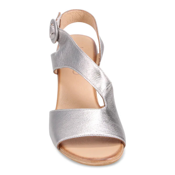 Bueno Women's Nyomi Dark Silver Metallic