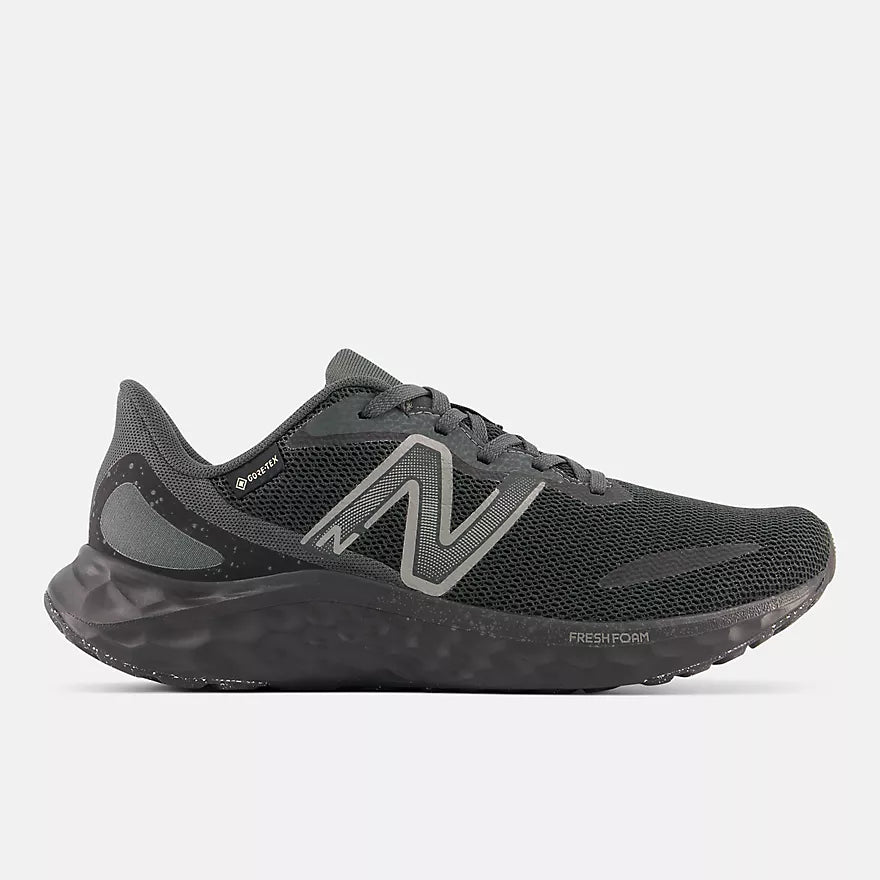 New Balance Women's Fresh Foam Arishi v4 GTX Black