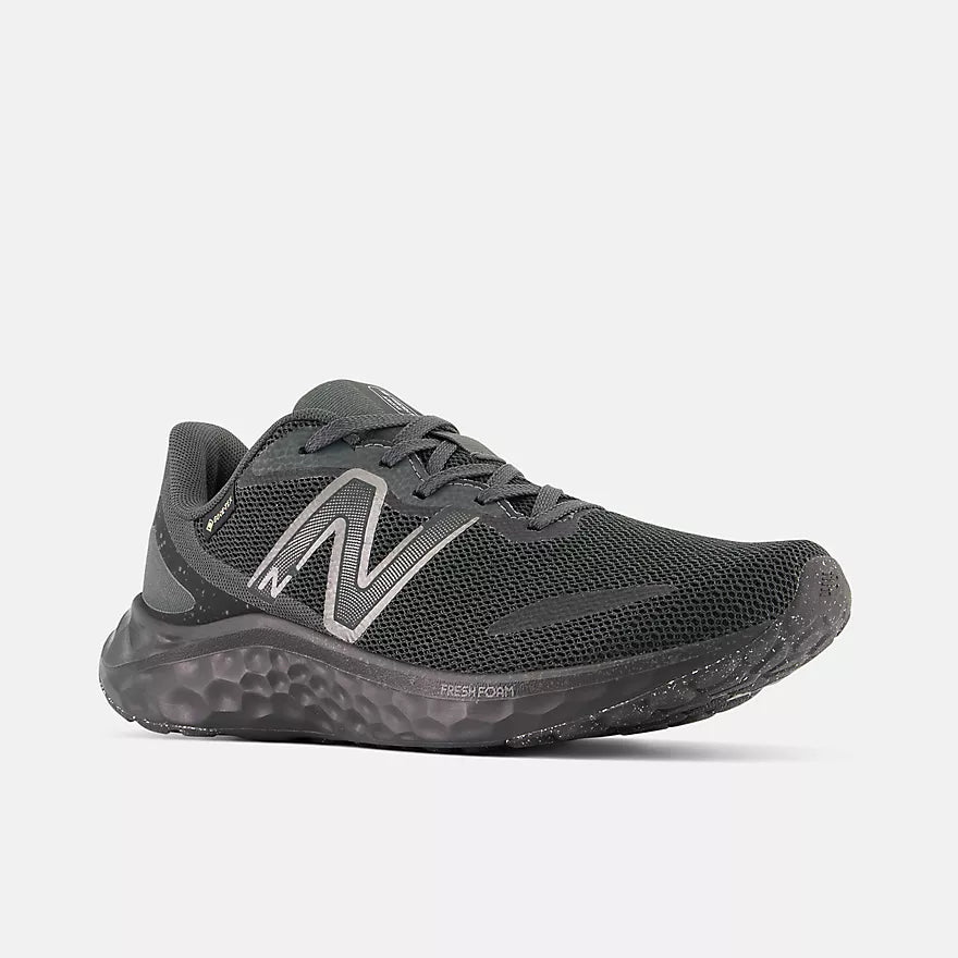 New Balance Women&#39;s Fresh Foam Arishi v4 GTX Black