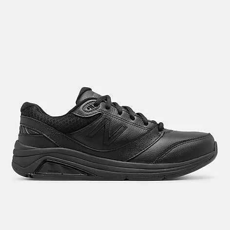 New Balance Women&#39;s 928 Black