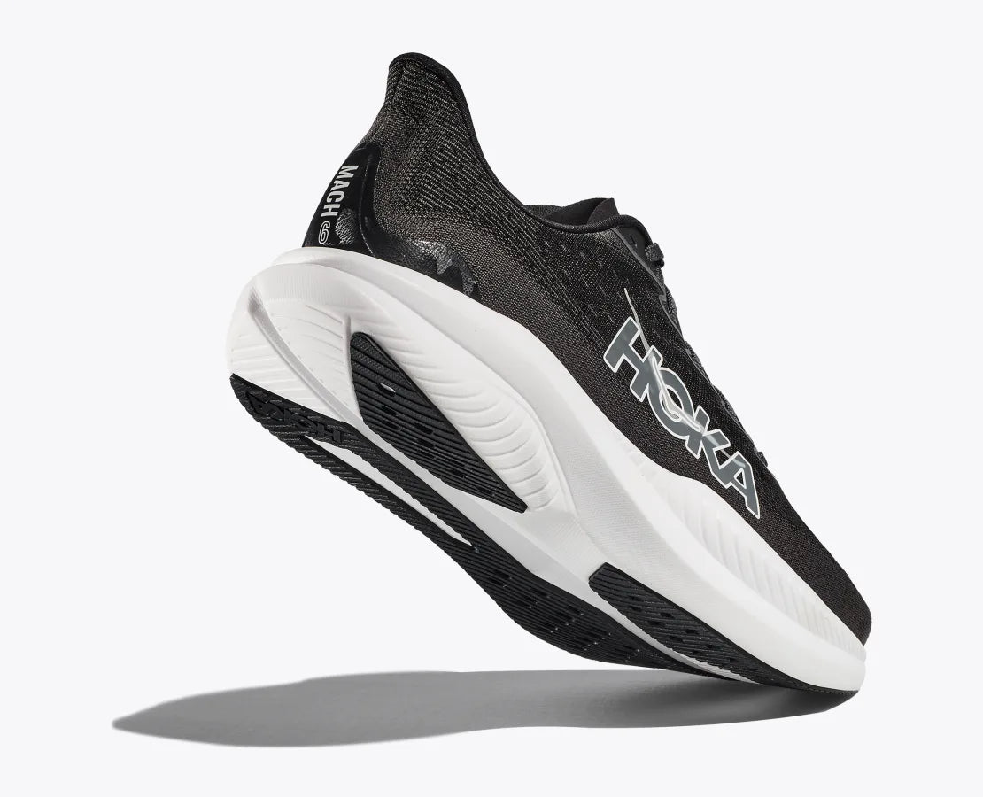 Hoka Men&#39;s Mach 6 Black/White