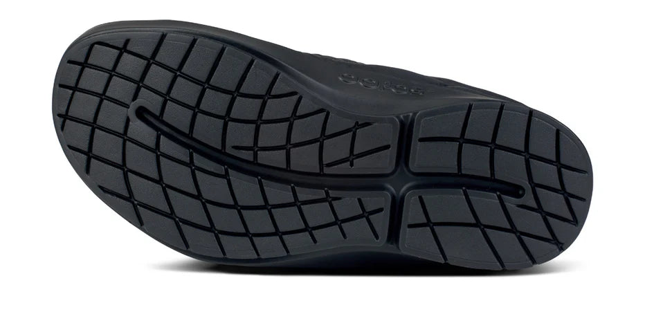 Oofos Men's Oocoozie Thermo Mule Men Black – Sole Experience Oofos Men's Oocoozie Thermo Mule Men Black – Sole Experience