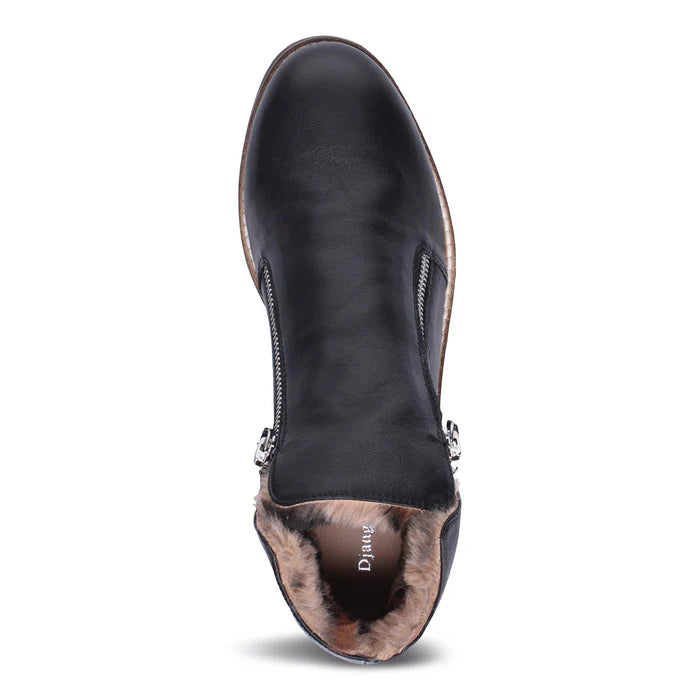 Django &amp; Juliette Women's Opal Black Leopard Leather Fur